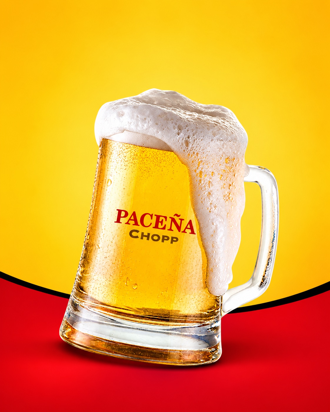 Chopp Paceña servido en jarra grande